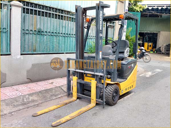 Xe nâng điện ngồi lái KOMATSU FB10M-12
