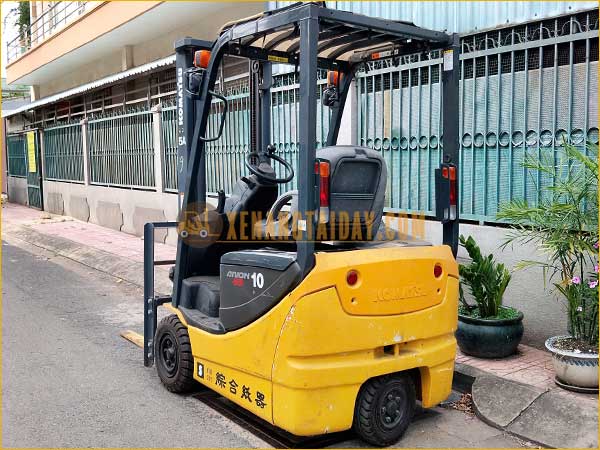 Xe nâng điện ngồi lái KOMATSU FB10M-12