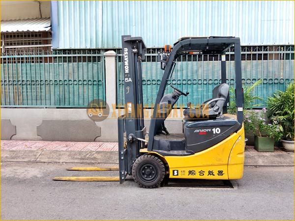 Xe nâng điện ngồi lái KOMATSU FB10M-12