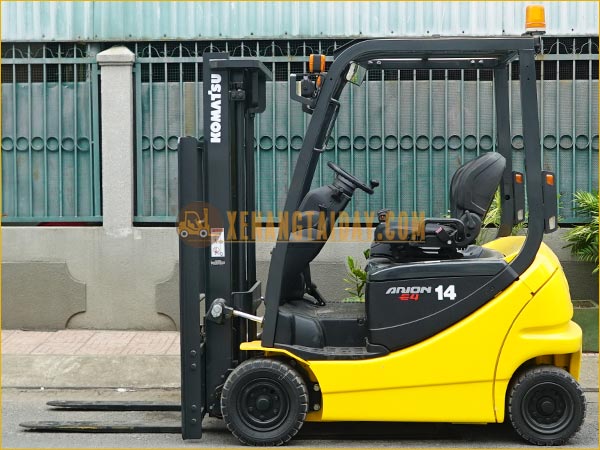 Xe nâng điện ngồi lái KOMATSU FB14-12