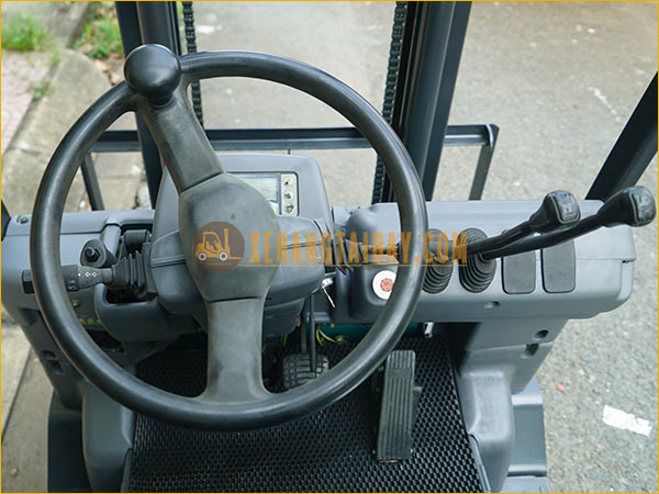 Xe nâng điện ngồi lái KOMATSU FB14EX-11