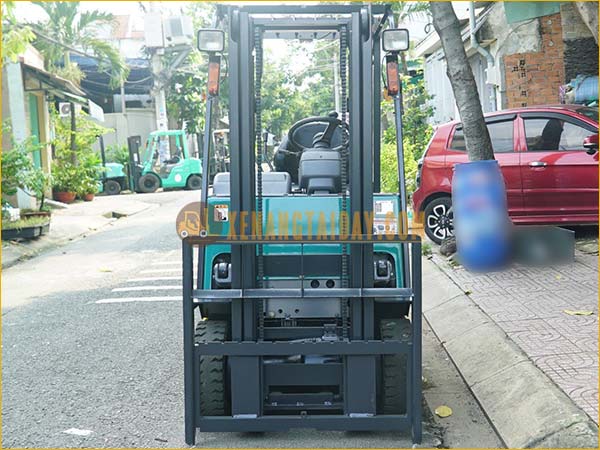 Xe nâng điện ngồi lái KOMATSU FB14EX-11