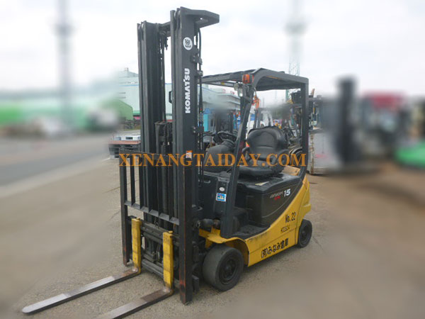 Xe nâng điện ngồi lái KOMATSU FB15-12