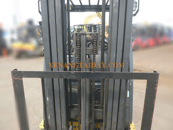Xe nâng điện ngồi lái KOMATSU FB15-12