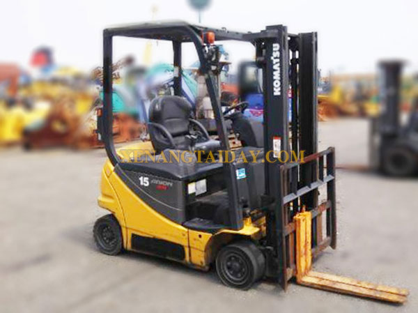Xe nâng điện ngồi lái KOMATSU FB15-12