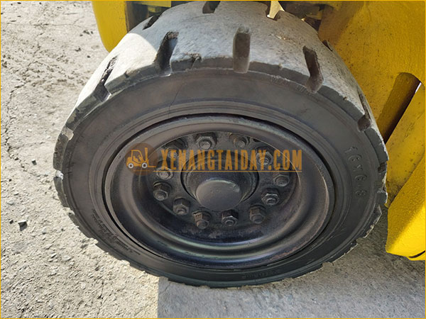Xe nâng điện ngồi lái KOMATSU FB15-12