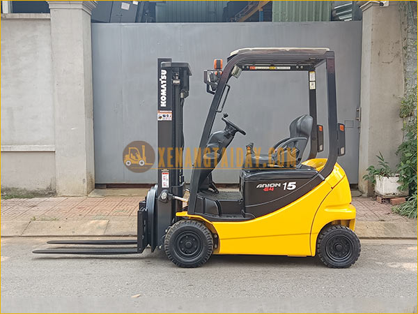 Xe nâng điện ngồi lái KOMATSU FB15-12