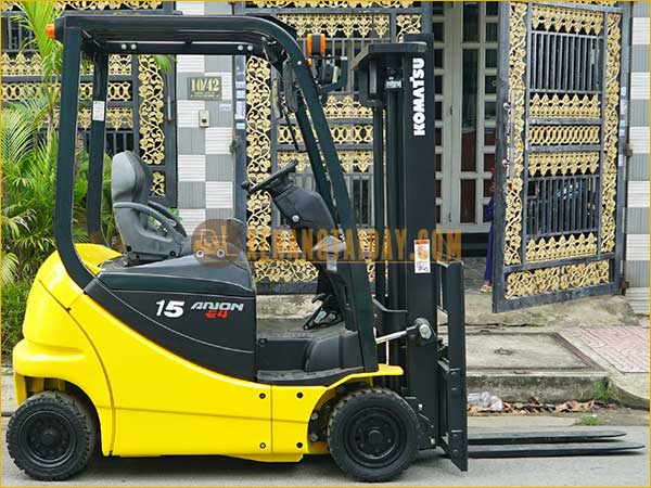 Xe nâng điện ngồi lái KOMATSU FB15-12 gắn bình điện axít chì 48V - 402Ah LIFTTOP VTFL6