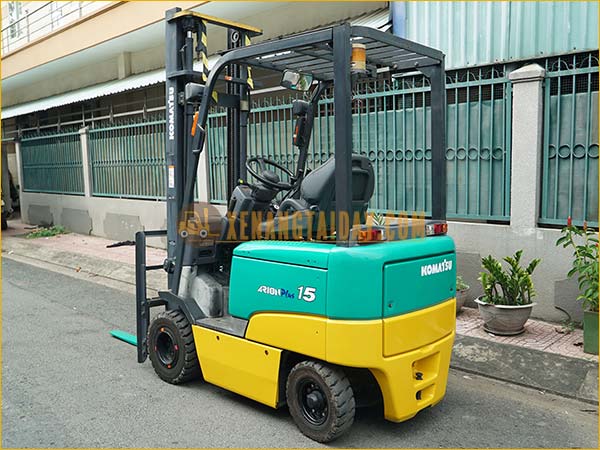 Xe nâng điện ngồi lái KOMATSU FB15EX-11
