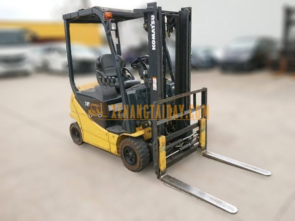 Xe nâng điện ngồi lái KOMATSU FB18-12
