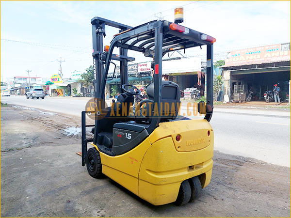 Xe nâng điện ngồi lái 3 bánh KOMATSU FB15M-12