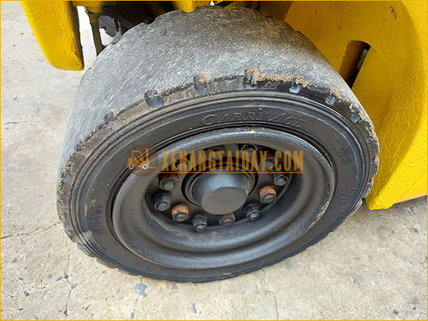 Xe nâng điện ngồi lái KOMATSU FB15-12