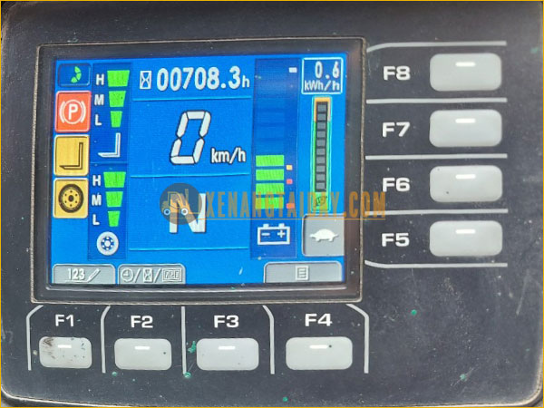Xe nâng điện ngồi lái KOMATSU FB25-12