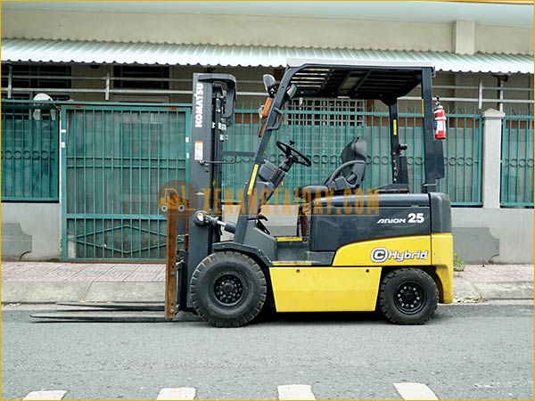 Xe nâng điện ngồi lái KOMATSU FB25HB-11, khung 3m, 2012, 1238 giờ