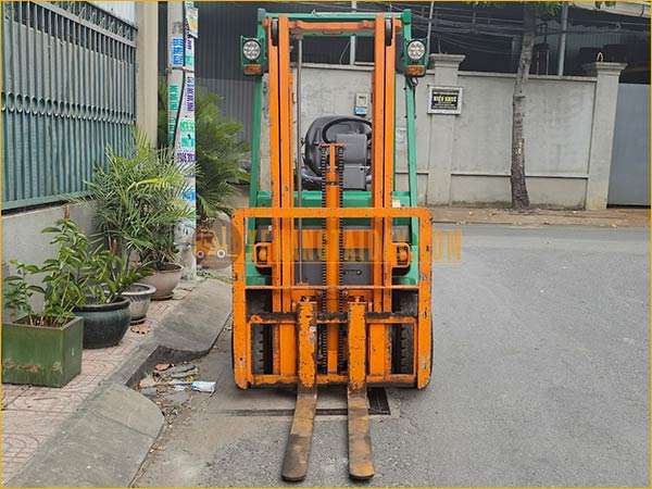 Xe nâng điện ngồi lái NICHIYU FB15P-75B-300PFL