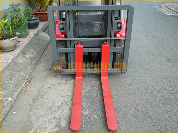 Xe nâng điện ngồi lái NICHIYU FB15PN-70-300
