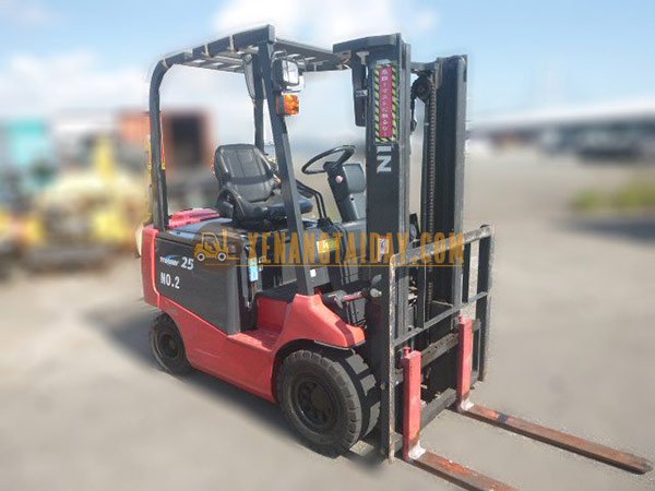 Xe nâng điện ngồi lái NICHIYU FB25PN