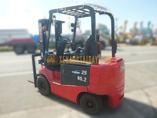 Xe nâng điện ngồi lái NICHIYU FB25PN