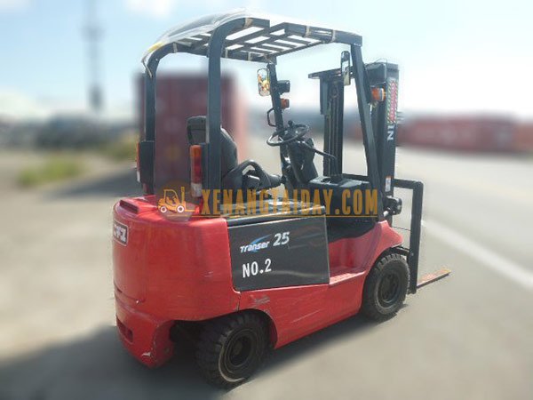 Xe nâng điện ngồi lái NICHIYU FB25PN