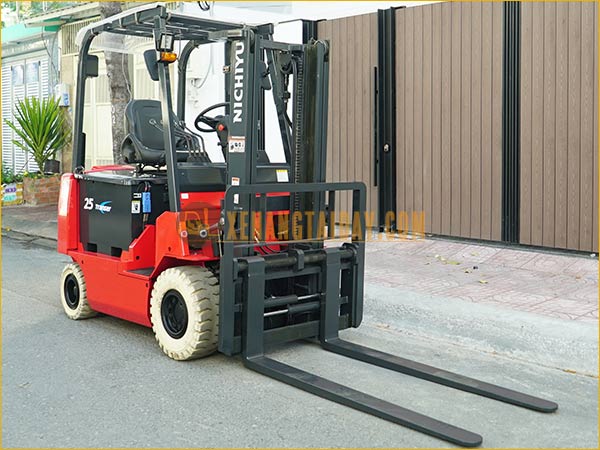 Xe nâng điện ngồi lái NICHIYU FB25PN-77-300AF