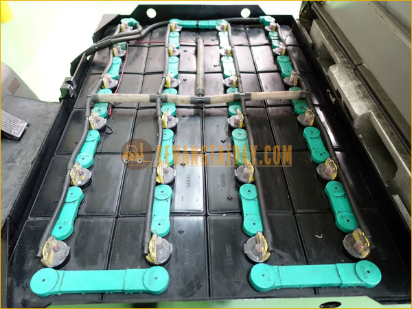 Xe nâng điện ngồi lái Nissan K1B1