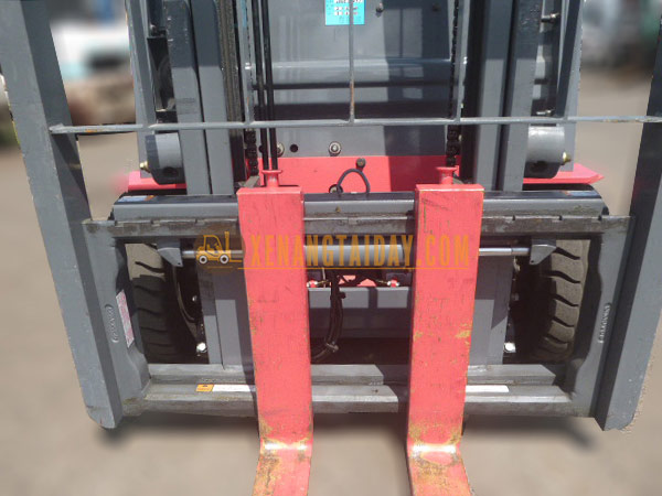 Xe nâng điện ngồi lái Nichiyu FBT18PN