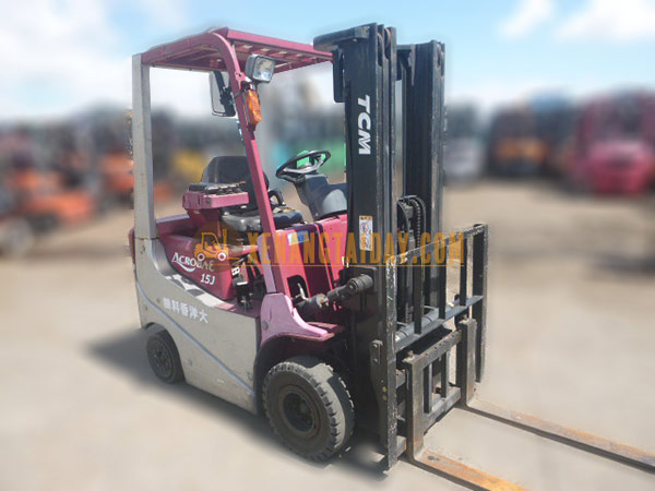 Xe nâng điện ngồi lái TCM FA15B-J