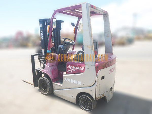 Xe nâng điện ngồi lái TCM FA15B-J