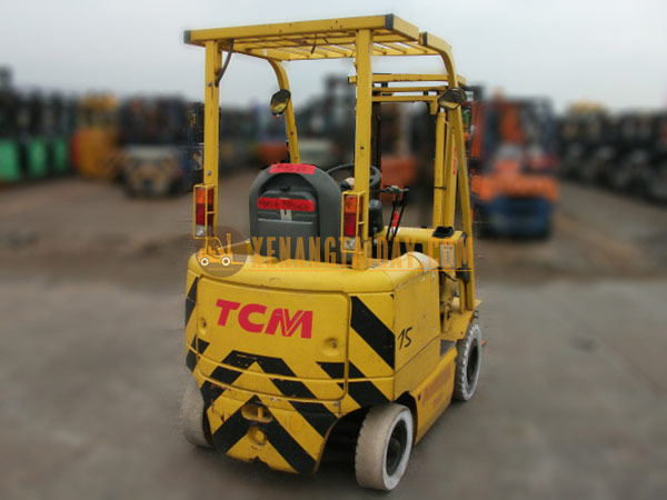 Xe nâng điện ngồi lái TCM FB15-6