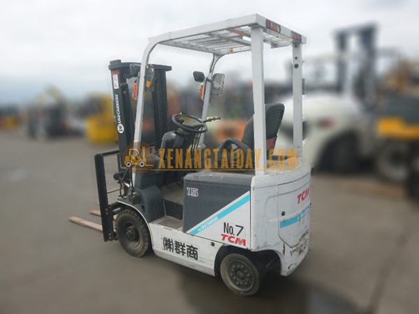 Xe nâng điện ngồi lái TCM FB15-8