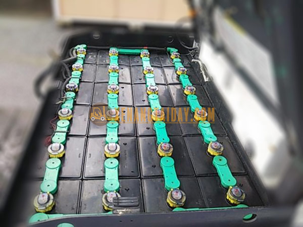 Xe nâng điện ngồi lái UNICARRIERS FB15-8