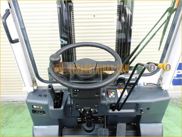 Xe nâng điện ngồi lái UNICARRIERS FB15-8