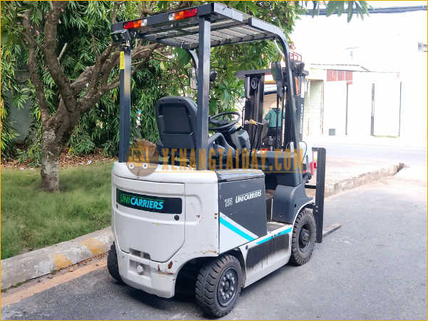 Xe nâng điện ngồi lái UNICARRIERS FB15-8