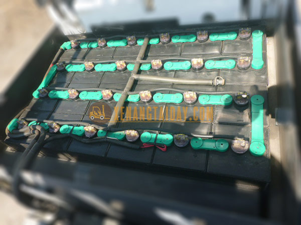 Xe nâng điện ngồi lái UNICARRIERS FB20-8