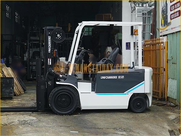Xe nâng điện ngồi lái UNICARRIERS FB35-8S