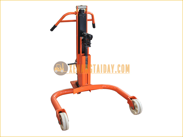 Xe nâng kẹp thùng phuy 300kg YTC 0.3A NIULI 