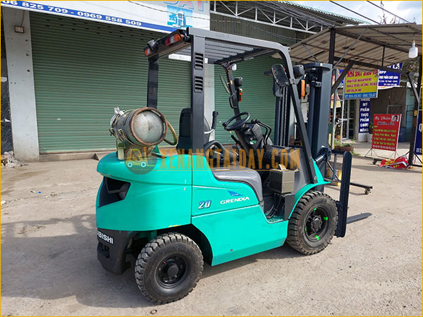 Xe nâng xăng - gas MITSUBISHI FGE20T