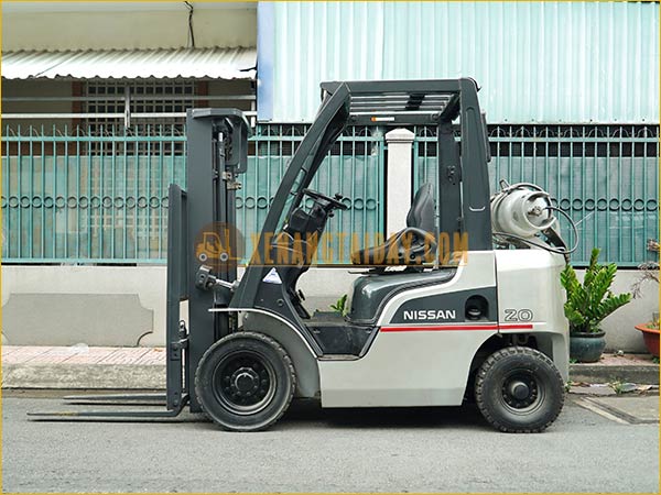 Xe nâng xăng - gas NISSAN EBT-P1F2