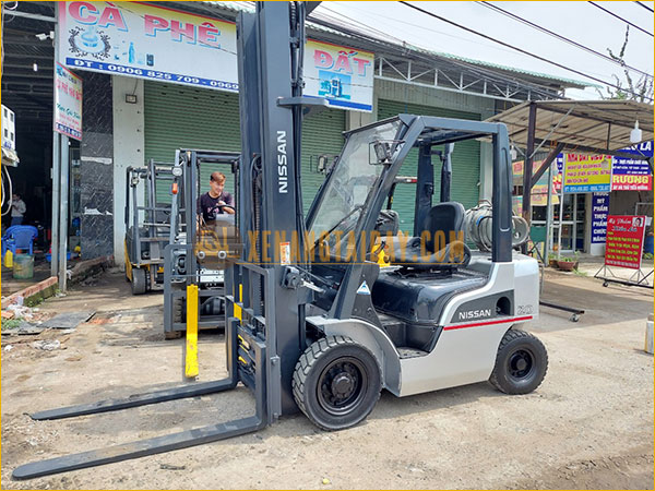 Xe nâng Xăng - Gas Nissan ETB-P1F2