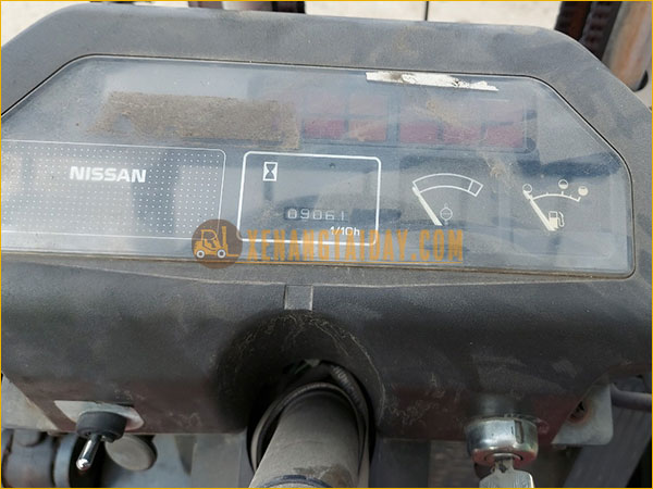 Xe nâng xăng gas Nissan J01M15