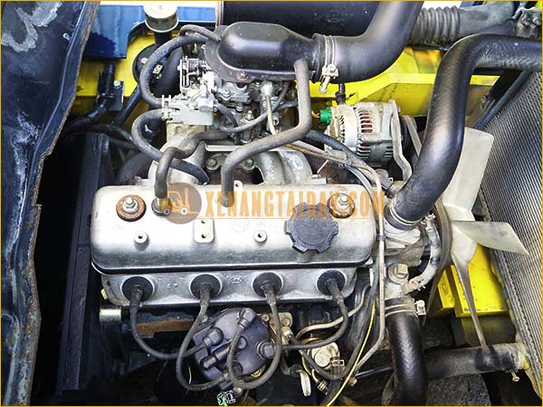 Xe nâng xăng KOMATSU FG15-15