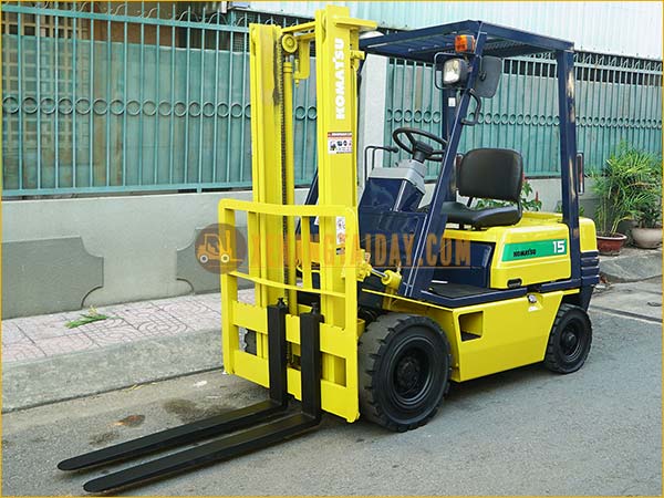 Xe nâng xăng KOMATSU FG15-15