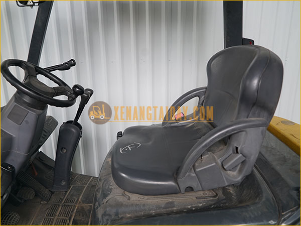 Xe nâng xăng KOMATSU FG15C-21