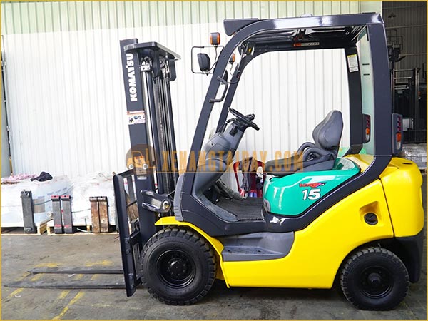 Xe nâng xăng KOMATSU FG15T-18