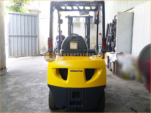 Xe nâng xăng KOMATSU FG15T-18