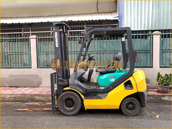 Xe nâng xăng KOMATSU FG18C-20