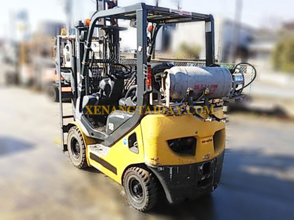 Xe nâng Xăng KOMATSU FG18T-20