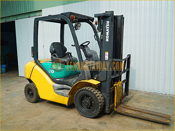 Xe nâng xăng KOMATSU FG20C-15