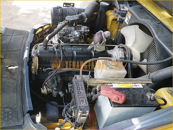 Xe nâng xăng KOMATSU FG20C-15