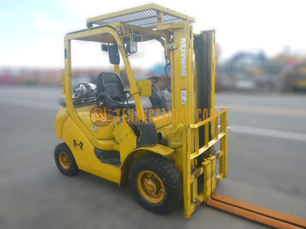 Xe nâng xăng KOMATSU FG20C-16